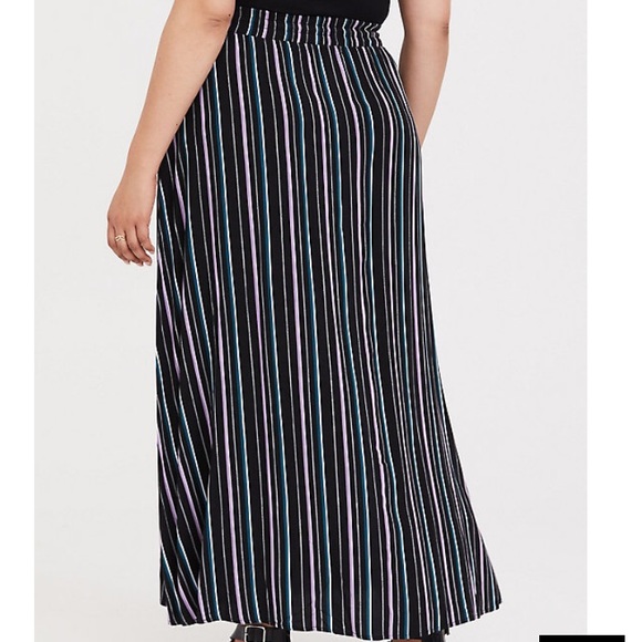 Torrid Black Stripe Maxi Skirt - Picture 3 of 4